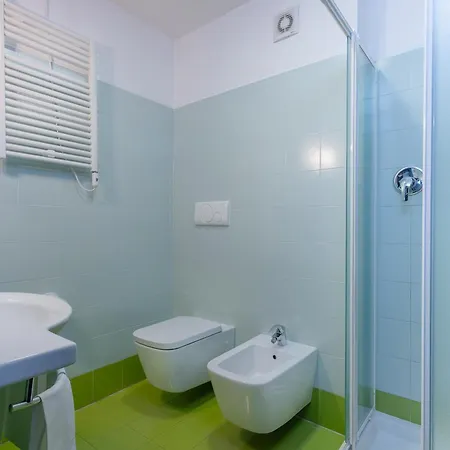 Готель Romeo E Giulietta Residenze Check-in Presso Toscanini