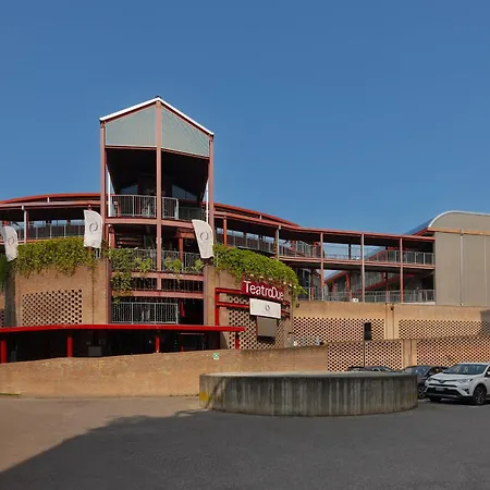 Romeo E Giulietta Residenze Check-in Presso Toscanini Hotel