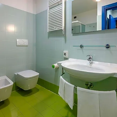 Готель Romeo E Giulietta Residenze Check-in Presso Toscanini