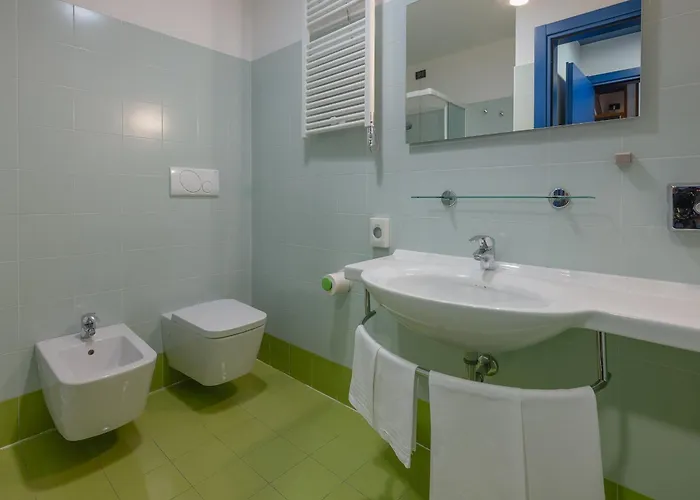 Romeo E Giulietta Residenze Check-in Presso Toscanini Hotel