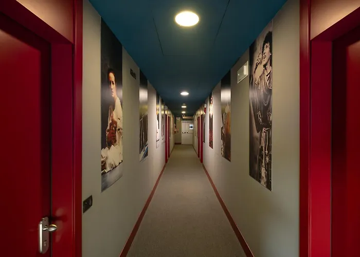 Hotel Romeo E Giulietta Residenze Check-in Presso Toscanini *