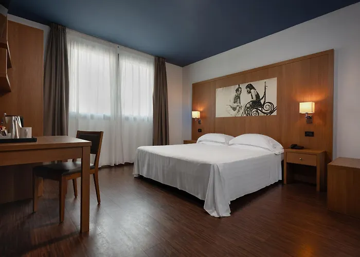 Romeo E Giulietta Residenze Check-in Presso Toscanini * Parma