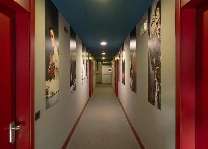 Romeo E Giulietta Residenze Check-in Presso Toscanini Hotel