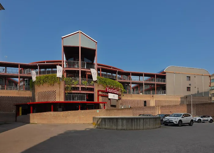 Romeo E Giulietta Residenze Check-in Presso Toscanini Hotel